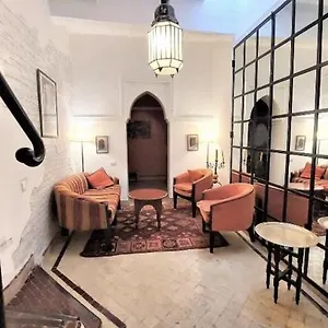 Vakantiehuis Privatise Jusqu A 5 Personnes A 5 Minutes Place Jemma El Fna Loue Avec Menage Et Petit Dejeuner Compris, Marrakesh
